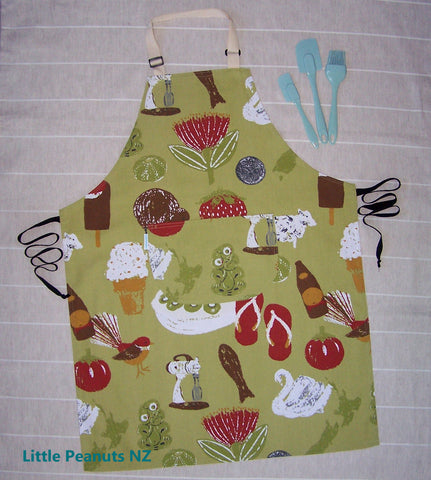 Large Apron - Kiwiana Green